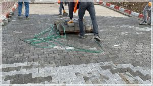 Polatlı kilit taşı fiyatları ortalama olarak 150 TL/m2 ile 180 TL/m2 arasında değişmektedir. Fiyatlar, taşın rengi, modeli ve kalitesine göre değişiklik gösterebilir.